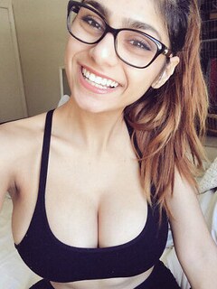 Миа Халифа (Mia Khalifa)